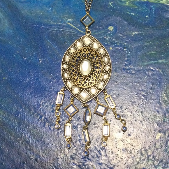 Bebe woman’s boho necklace antique gold - Picture 3 of 8